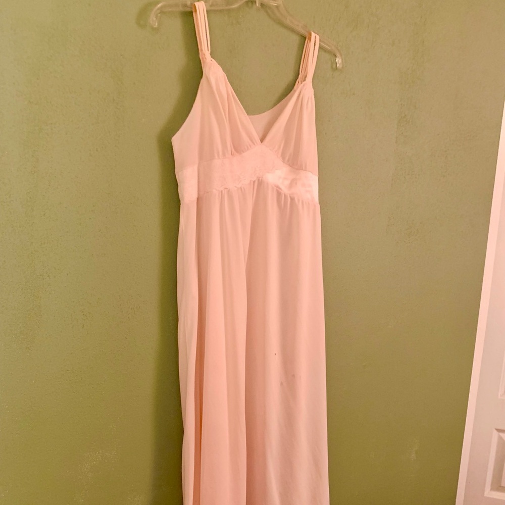 Vintage Elegant Lace Trim Pink Nightgown by shadow line